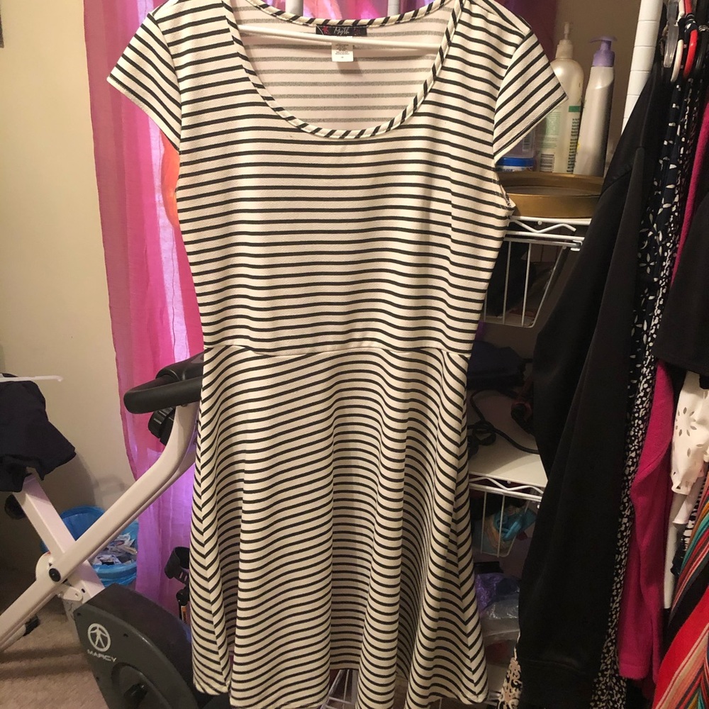 Women’s Myth Tunic size 1X Green and white